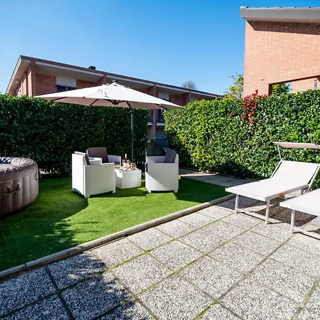 Apartment Tranquil Elegance In *