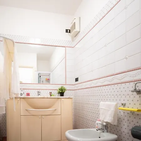 Tranquil Elegance In Apartment