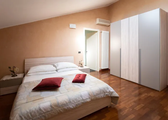 דירה Tranquil Elegance In