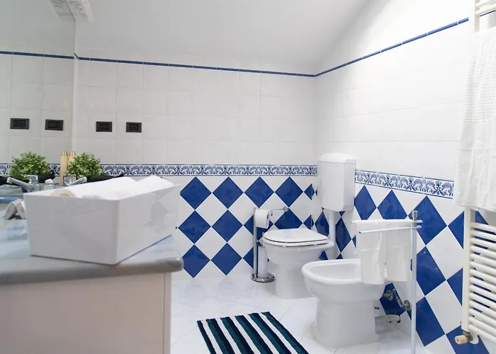 Tranquil Elegance In דירה